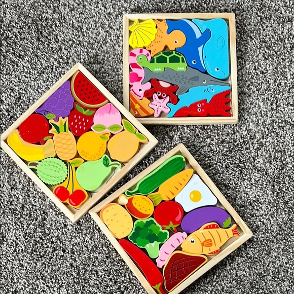 Set of 3 Wooden Shapes Puzzles | Colorful + Bright | Food/Fruit/Sealife Themes - Picture 1 of 7